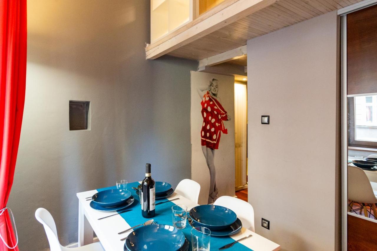 Lilly Apartment Main Train Station Old Town By The Castle Suites Cracovia Exterior foto