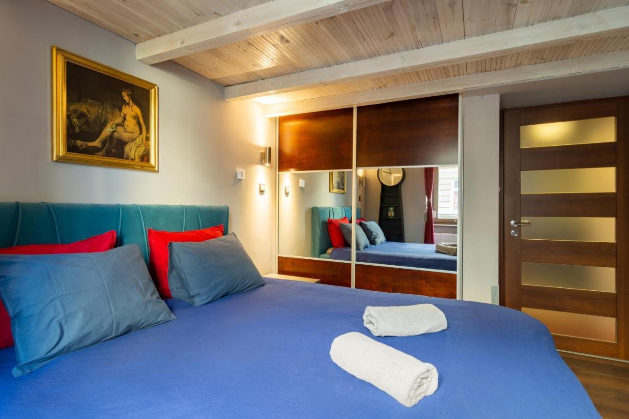 Lilly Apartment Main Train Station Old Town By The Castle Suites Cracovia Exterior foto